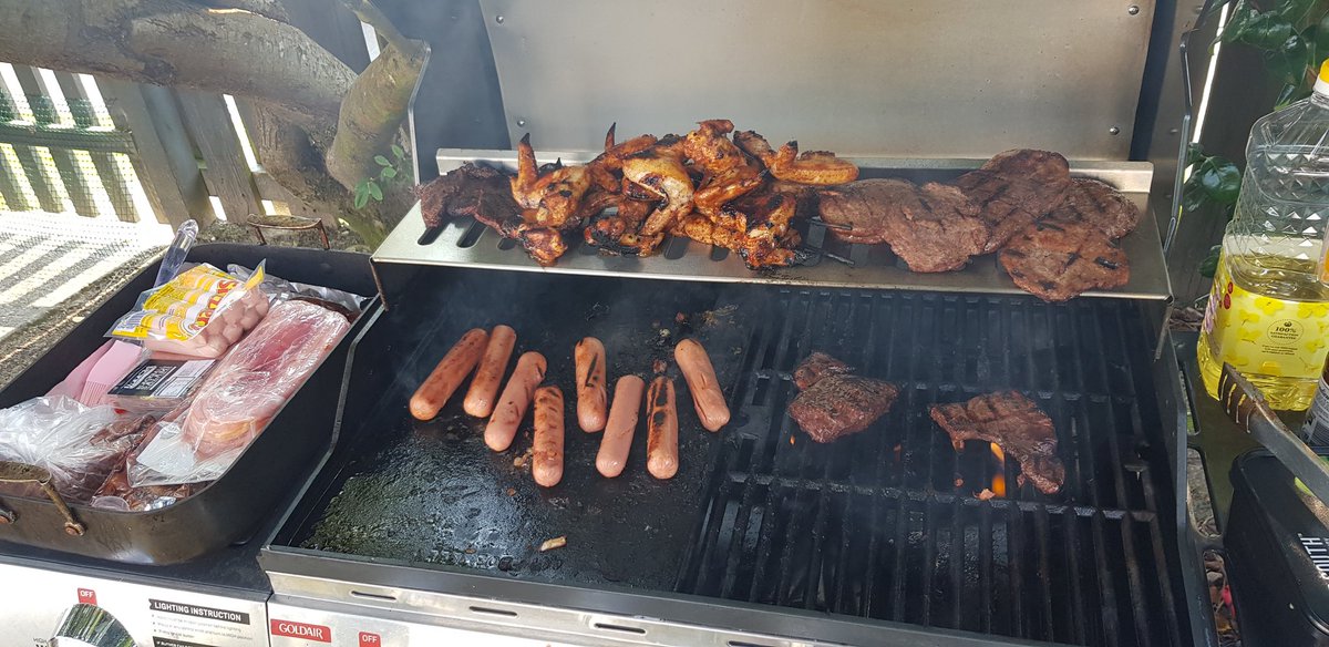 travelingfixer's tweet photo. #novegan #meatforlife π€π€π€ https://t.co/pHE8rBxpxo