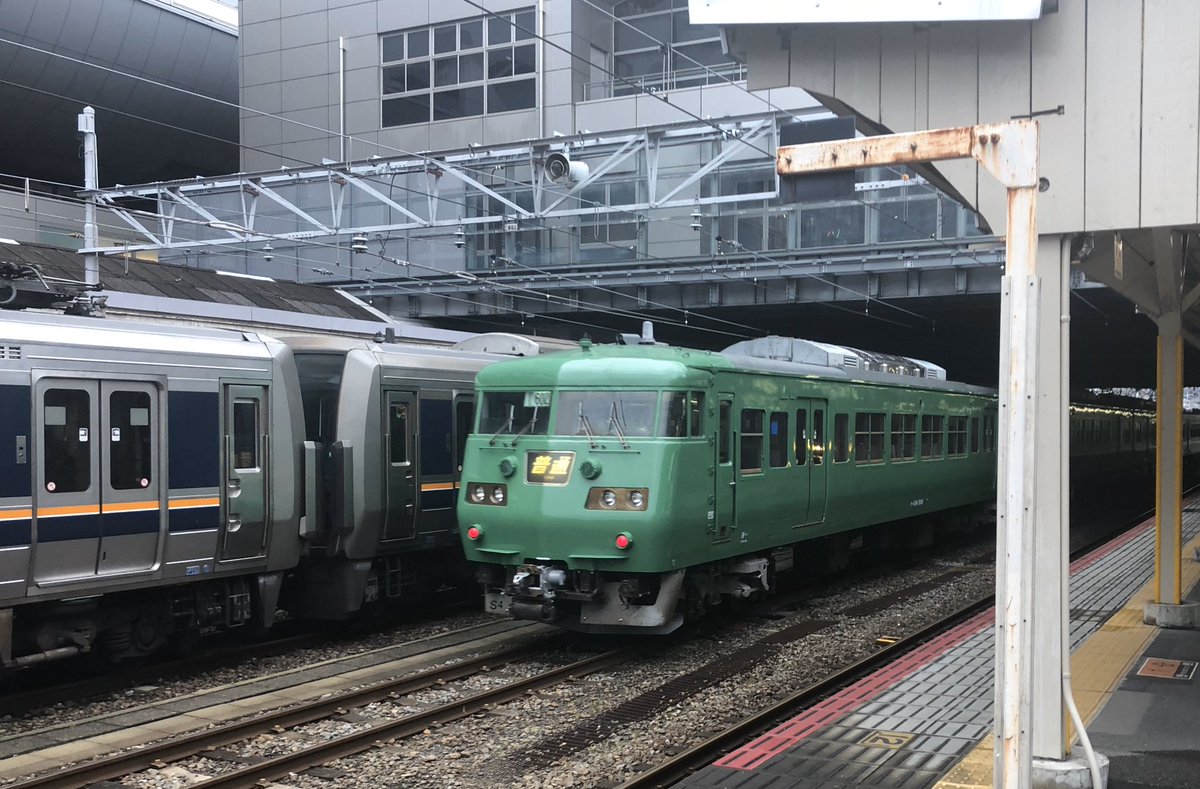 うじじدر توییتر Jr西日本117系電車 Jr西日本221系電車と117系 Jr西日本223系電車と117系