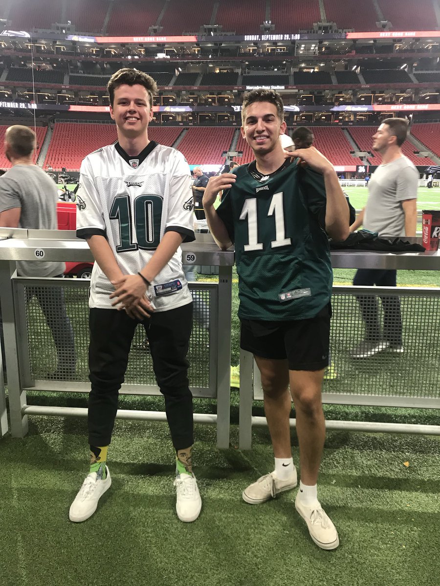 jastrzebskimike's tweet photo. #ItsMillerTimePhilly 
@MillerLite 
#PhillyPhilly 
Drove from college with my best friend to two heartbreaking losses this year, would love a chance to see my boys win this Sunday at the LINC FLYEAGLESFLY #SEAvsPHI https://t.co/1b7kQhUZTQ
