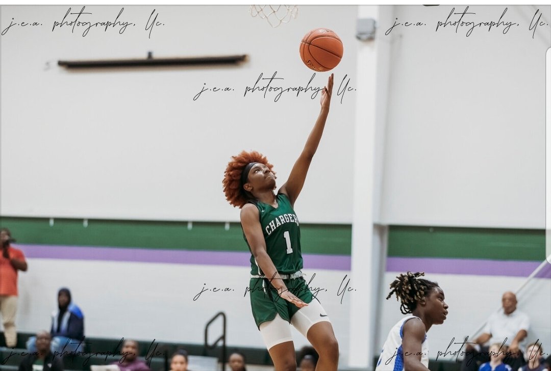 I'm so proud of my smooth lefty @FergusonAmiyah !!! She's really  understanding what leave it all on the court means! Great run this weekend at the @CInvitational #proudfathermoment  #Growth #learning #balleralert #ballislife