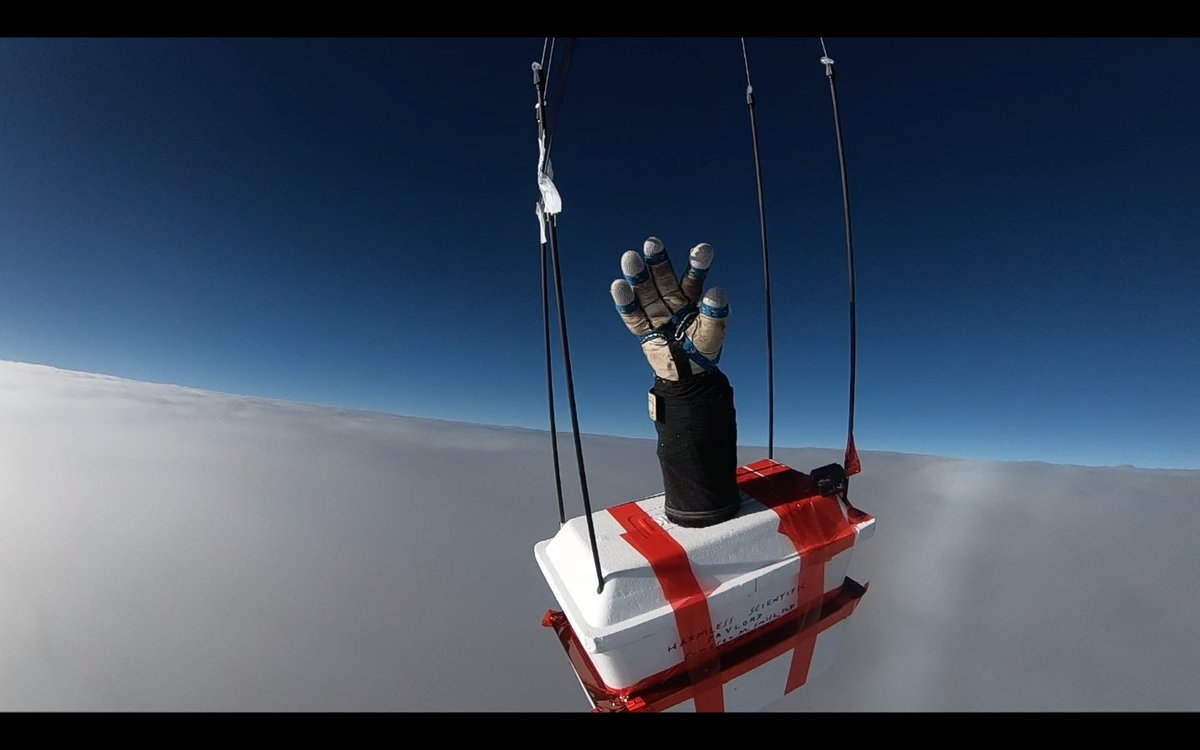 Pacific_Space's tweet photo. Preliminary flight data anlysis coming along. We reached 70,162 feet MSL according to press altimeter, with near-vacuum outside the glove. Glove launched at 4.9psig, was 3.4psig at apogee, 3.7psig at landing, with gauge having a +/-0.1psi accuracy. VERY GOOD RESULTS! Thanks Team! https://t.co/gk1WqeuqEp