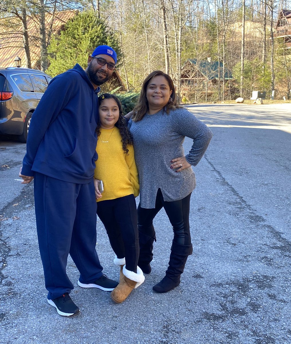 VeraTatianna's tweet photo. Good times In Tennessee #creatingmemoriestogether https://t.co/XkKtnqnsNo