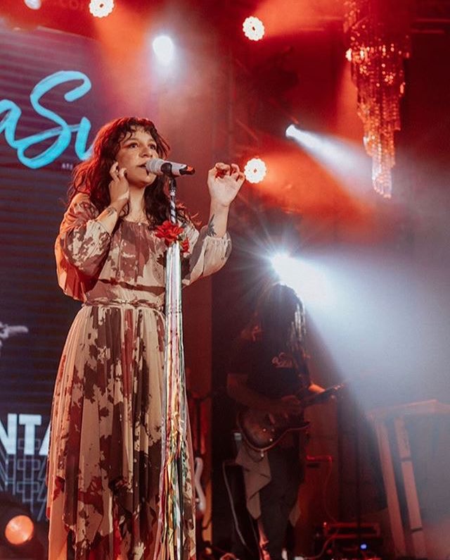 priscillacom_'s tweet photo. Ainda em Junho: Continua a #Asutour dessa vez em BH. https://t.co/Fxx2cmIBDO