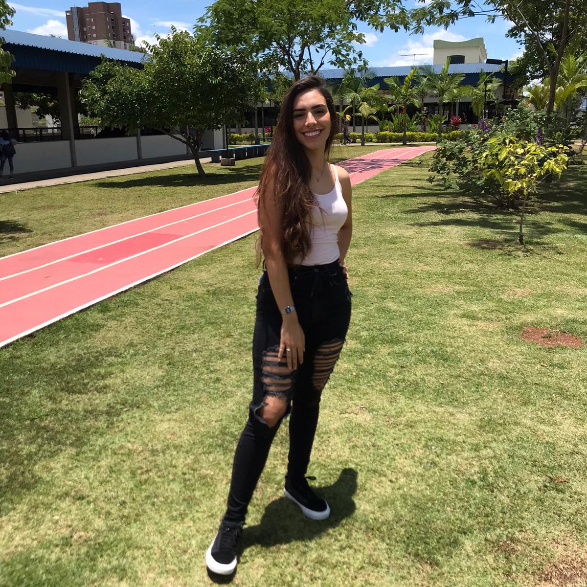 Gosto tanto dessa foto 
Sdds cat