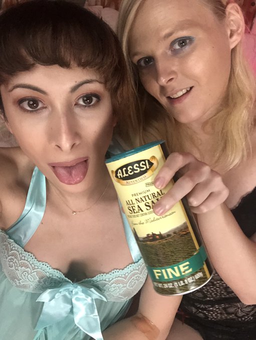 Come watch @sofia_bun give me a deepthroat training session on @Chaturbate. Guess what the salt is for<a class="tags" href="/tag/sofia_bun">@sofia_bun</a><a href="/tag/mvsales"class="tags"><span>#mvsales</span></a><a href="/tag/mvtrans"class="tags"><span>#mvtrans</span></a>