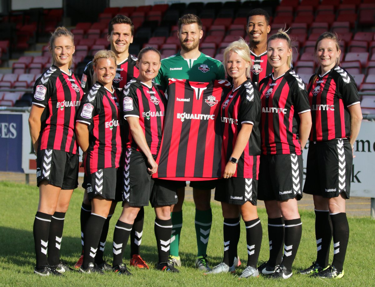 At the start of the 2017/18 season, Lewes made headlines around the world by becoming the only football club to pay the men’s team the same as the women’s team. #EqualityFC was born. @LewesFCMen @LewesFCWomen 10/14