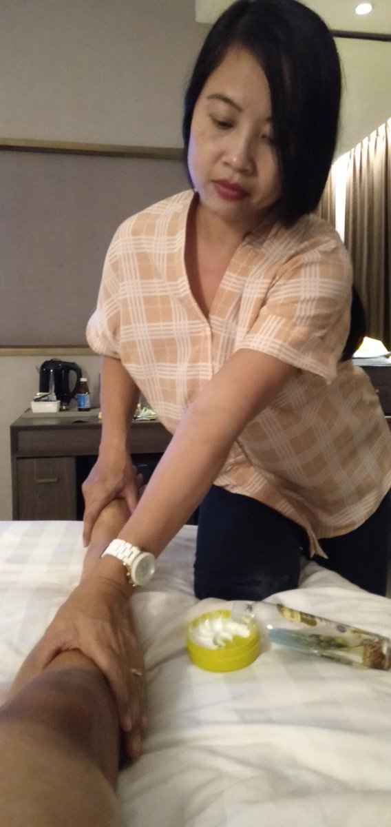 Risma02206958's tweet photo. Massage panggilan......stay d Jogja no ++ ..... minat hub
083806480115
#pijatpanggilanyogjakarta
#pijattraditional
#pijatkerik
#pijattotokwajah
#pijatlulurbody https://t.co/QC9NqiGODf