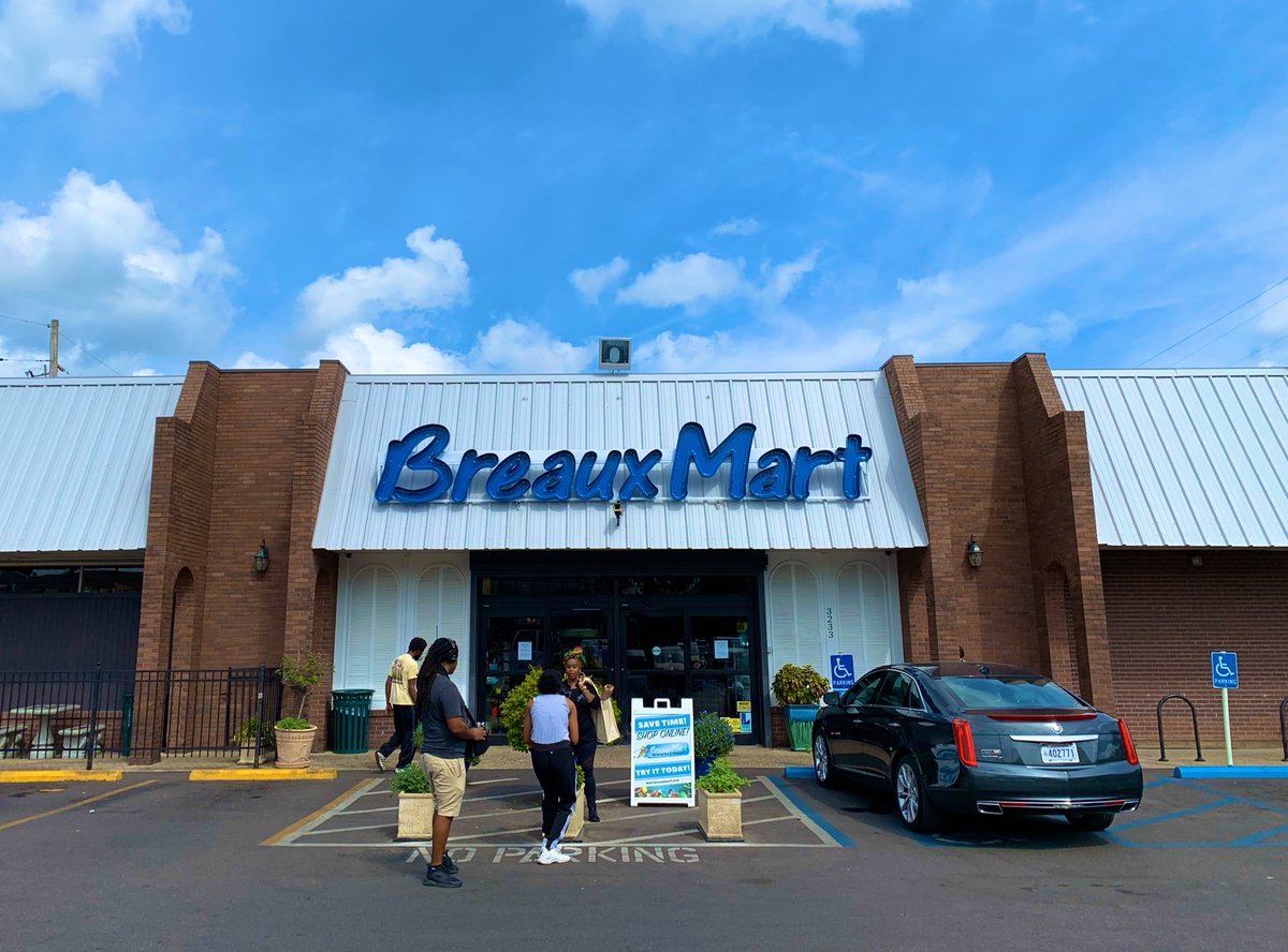 BreauxMart's tweet image. We set a goal of 5k followers in 2019.
🔥 Win a $100 gift card 🔥

1. Make sure you follow the greatest grocery store account (us, to be clear)

2. RT this

3. We’ll pick 1 winner from all followers who RT’d, on Jan 1

4. Don’t be trying to buy King Cake b4 Jan 6th with dat card.