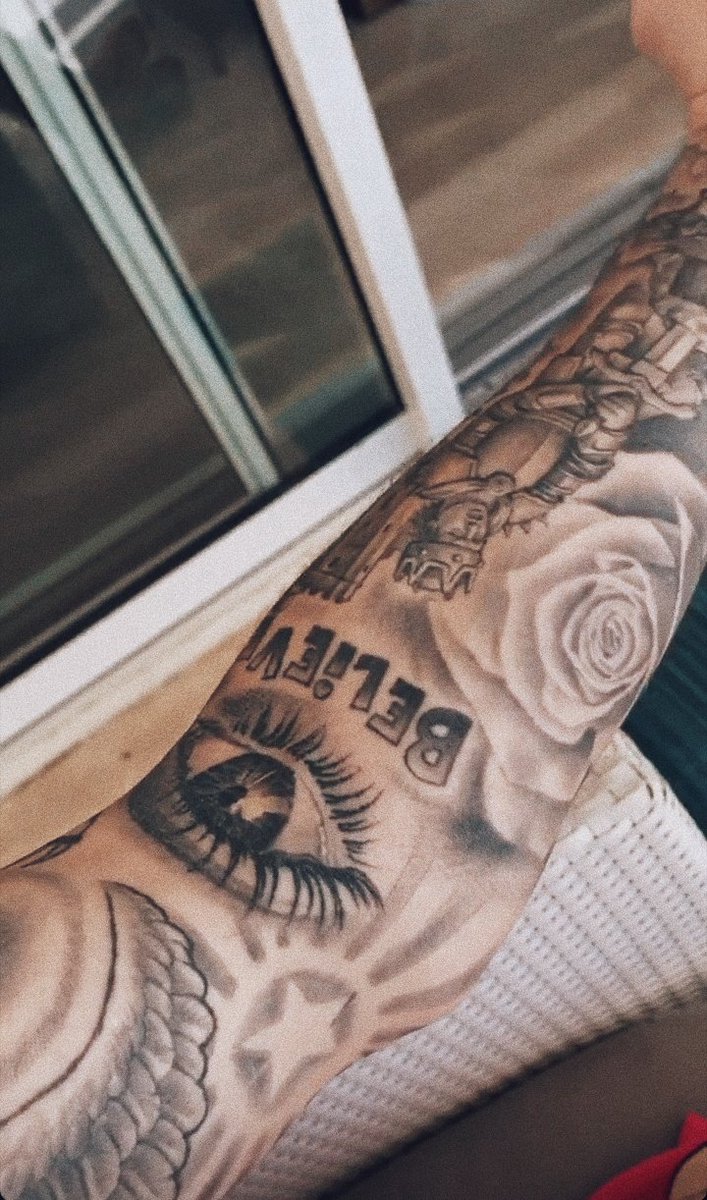 postsjustin's tweet photo. masterpiece https://t.co/Q5ZE0Jjg1o