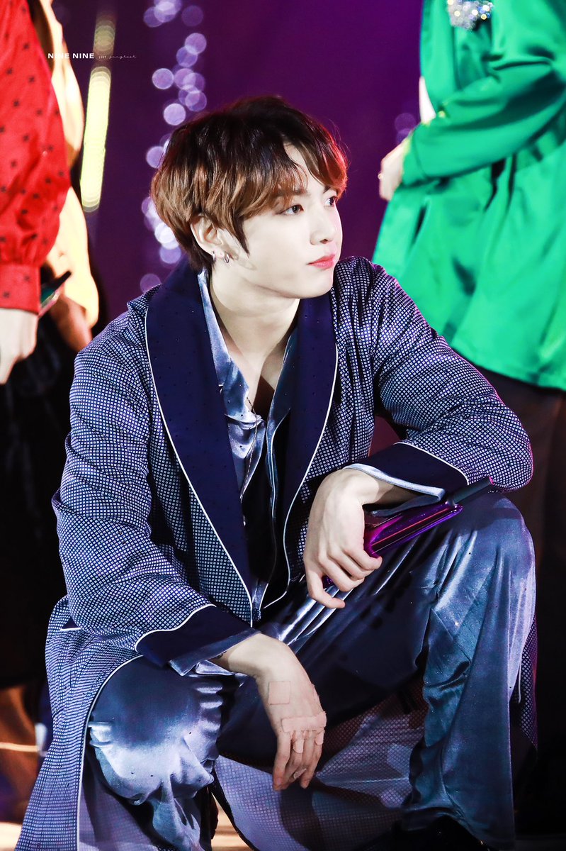 𝗡𝗶𝗻𝗲 나인 tweet media