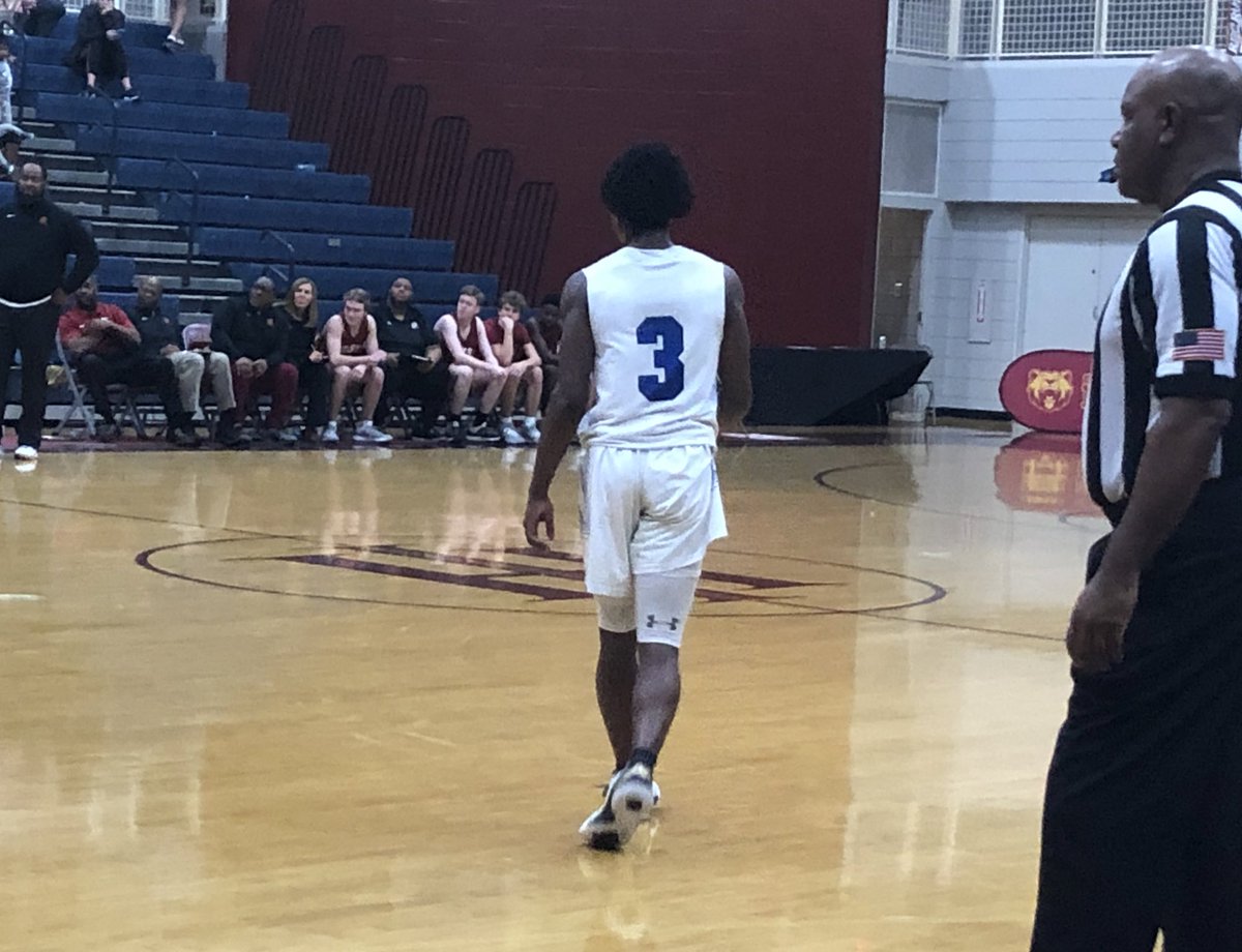 TMarkwith14's tweet photo. Standouts for @CHSKnightsBball vs. Holy Innocents (68-62 W):
Kaleb Jordan-20P 2R 3S (4 3PM)

Alex Burke-16P 3S (4 3PM)

Kyle Duncan-11P 12R 4A 3S

Wade Kahl-9P 7R 2B https://t.co/32YVcfscFJ