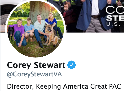 notlarrysabato's tweet photo. Updated his bio a day early. #ByeCorey https://t.co/DmftE2eXcs