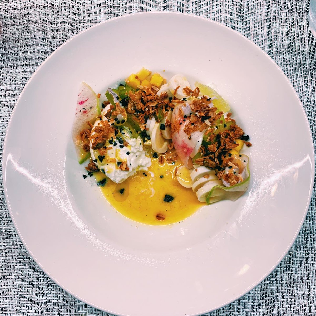 erwinducut's tweet photo. Burrata Chile pickled mango, young coconut, Persian lime,carambola, Palm hearts, watermelon radish, coconut pistachio granola, passion fruit vanilla bean vinaigrette https://t.co/rbLj1HVsyb