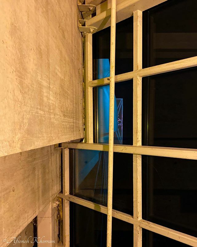 Afsoneh's tweet photo. A unique perspective •
•
•
#kansascity #photographer #architecture #lookingup #art #igkansascity #finally #kcmo https://t.co/dj3nzoKY3z https://t.co/IgmP7VUZka