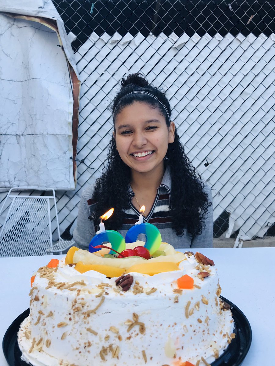 ColchadoZaida's tweet photo. 2️⃣2️⃣ years old 🥳💓 https://t.co/gW9bT2Kys9