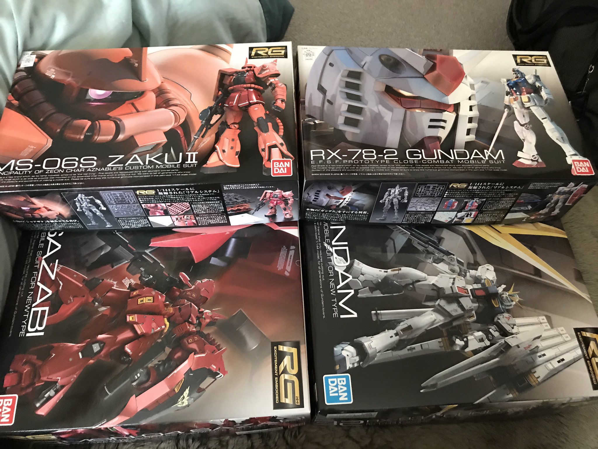 モトケンxg ヨドバシのガンプラ福袋が届いた なんだこの夢の宇宙世紀セットは 歓喜 5000円でrg4つは素晴らしく安い T Co 9agnyuh0fl Twitter
