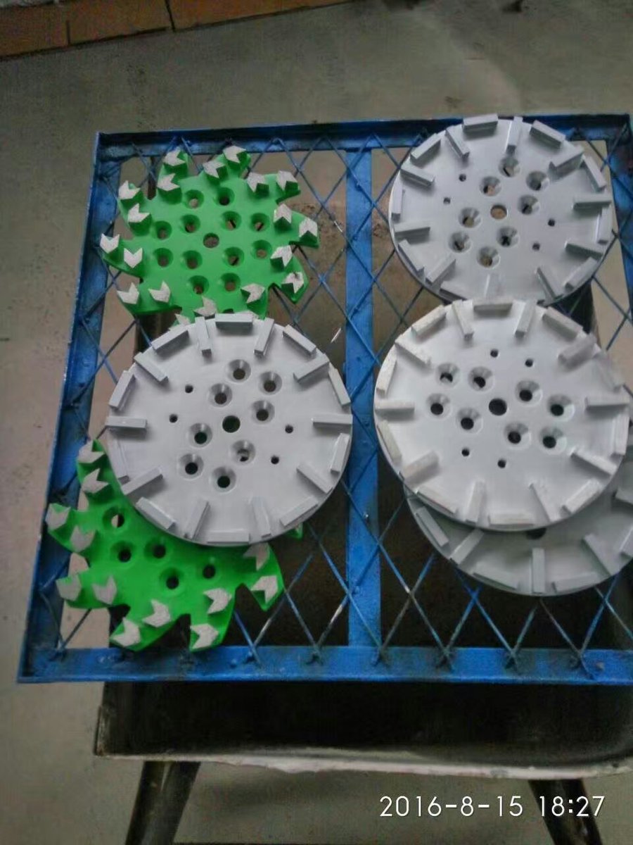 ToolsGreenson's tweet photo. Grinding tools https://t.co/D59MYHfMts