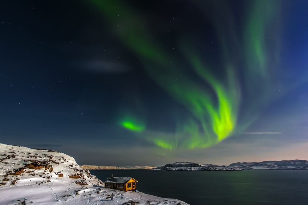 Rail_Plus's tweet photo. Where are you celebrating #NYE2020 folks? Somewhere cold, hot or in between? 

Wherever it may be, we wish you a fabulous end to 2019 and a fantastic start to the new decade! 😍🤗 

And we'll hopefully see you on a #GreatTrainJourney very soon! 🏕️🌄🚞🚂 https://t.co/9k9WeDf364