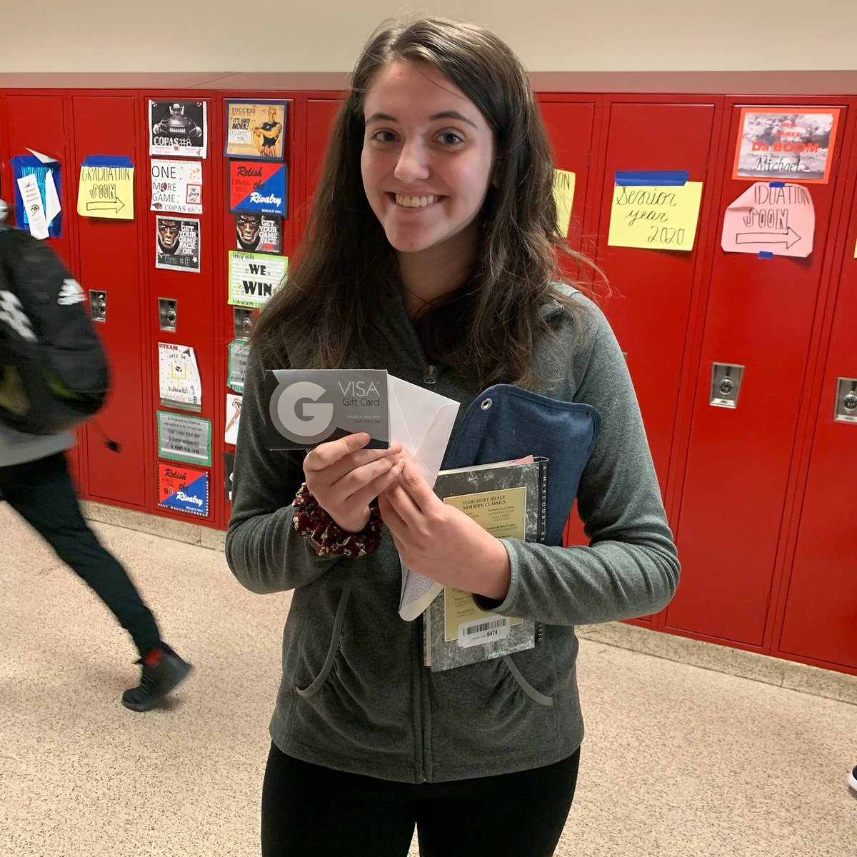 MarshallCommCU's tweet photo. Congratulations to Abby Dornton! She was the winner of our MHS Student-Run Branch Mobile App promotion. We hope that Visa gift card came in handy over the holidays! ;) #MHSSRB #MCCUthatswho https://t.co/DdGNiJohuN