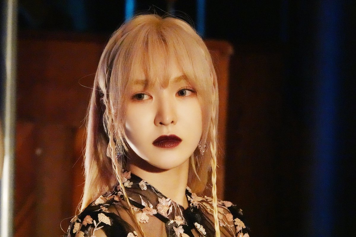EditsKpop15's tweet photo. Red velvet wendy

Psycho wallpaper https://t.co/EzKNBEGKOB