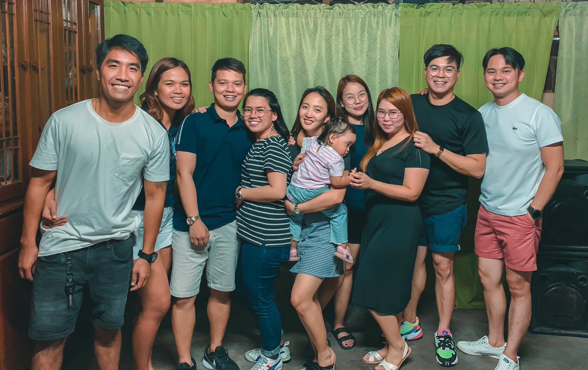 imcedric's tweet photo. My main constants for 13 years (and counting). Our family is getting bigger. In the next two years, half of us will be settling down. But one thing is for sure, our friendship will remain forever. I love you all. #HighSchoolFriends #FN09 #Since2006 https://t.co/QhJRiDYYiR