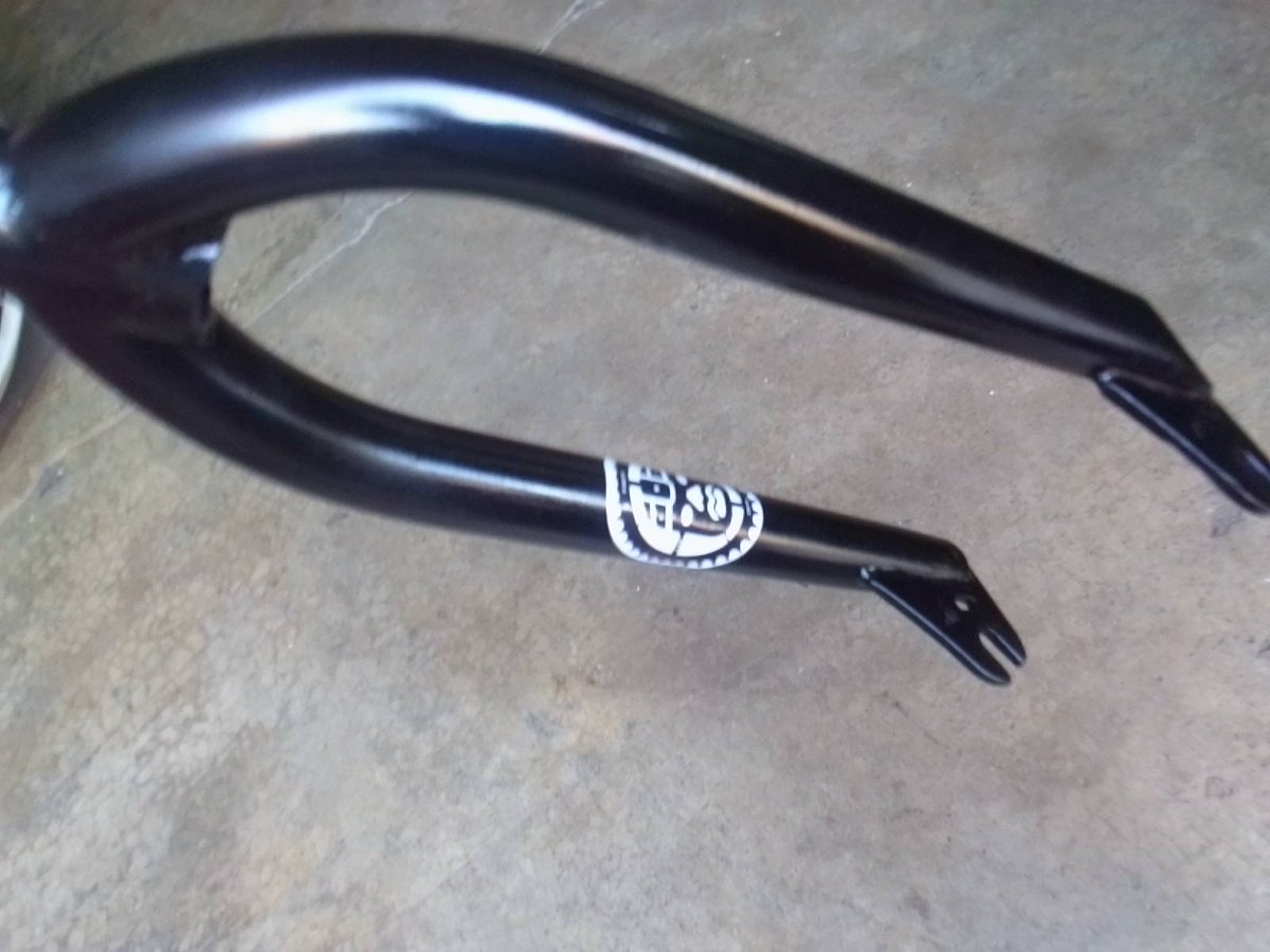 _AdriMau5_'s tweet photo. Quedó chido con el logo de #bmxvhsa #bmxlife #bmxtabasco #bmxvillahermosa https://t.co/Qqvy1BJlKe