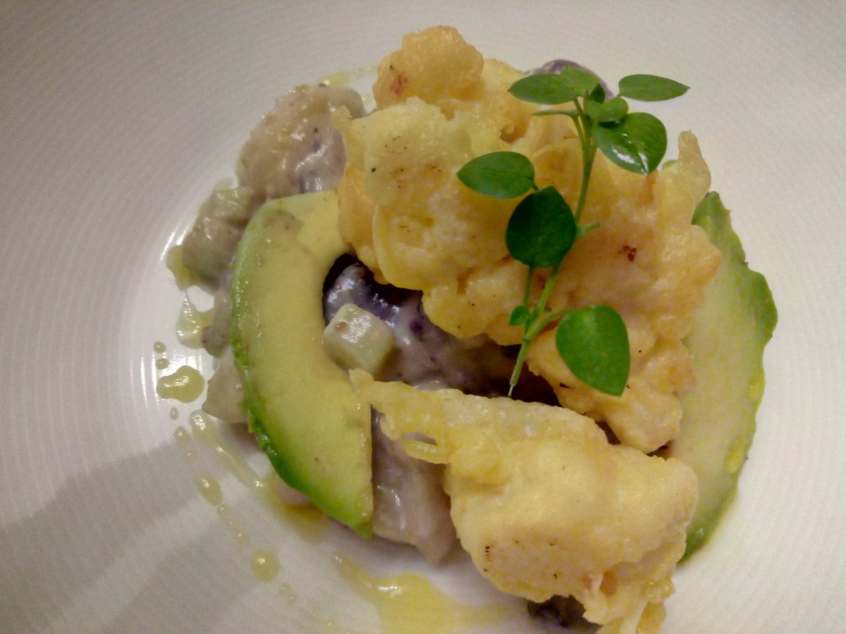 Ich wünsche allen einen guten Rutsch in das neue Jahrzehnt und ein genussvolles,  gesundes und erfolgreiches 2020. 😊😉😍😘Veggie Summit: Endlich Nuggets! Knusprig! Lecker &amp; ein bunter Kar... namnamstyle.com/2019/12/endlic…