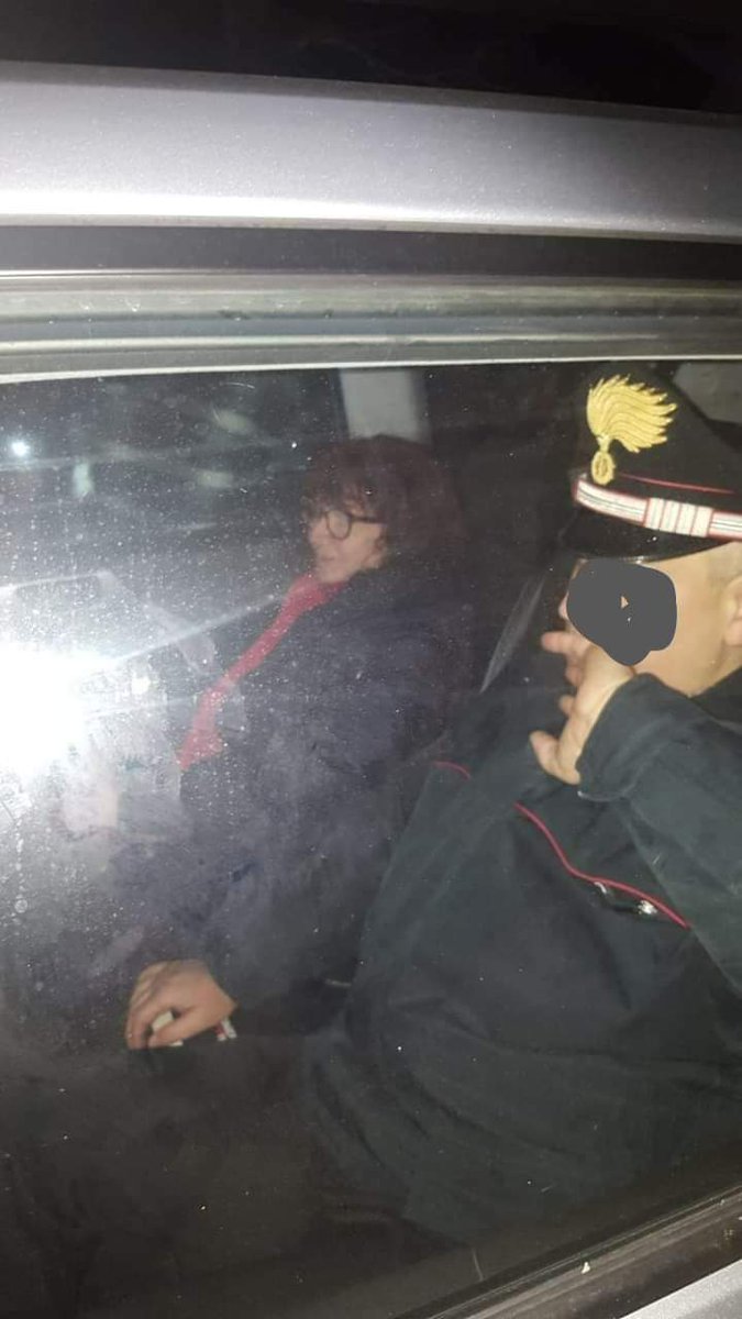 PapGenova's tweet photo. Hanno arrestato una di noi! Hanno arrestato Nicoletta Dosio #notav https://t.co/ui1x90hxPC https://t.co/WjcxBuG5K7
