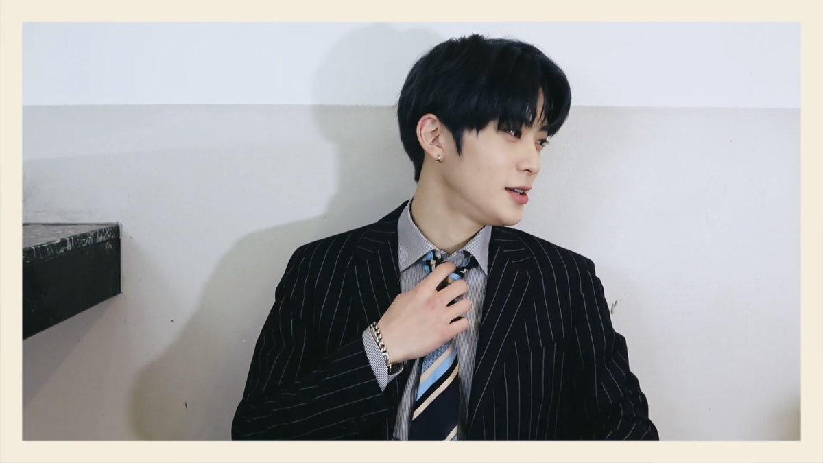 cottonjh97's tweet photo. มายก้อด มาทั้งหล่อและน่ารักขนาดนี้เลยนะ https://t.co/zeatY31luh