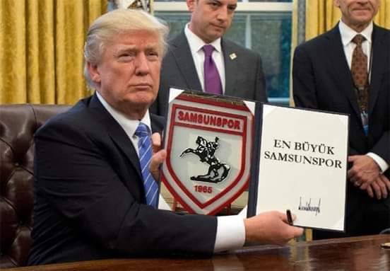 YY_Samsun's tweet photo. Artık ABD Başkanı Trump da Samsunspor'un en büyük Türk futbol takımı olduğunu teyit etti. Teşekkürler Başkan Trump! İyi ki varsın! Büyük Samsunspor Taraftarları olarak Başkan Trump'a çok çok teşekkür ediyoruz. Bizde artık 2020 Yılını Şampiyonluk ile taçlandırmak istiyoruz. 💪🇦🇹🏆 https://t.co/FUsqHWBSwe