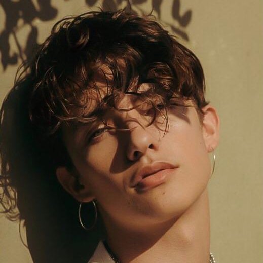 ✨ noah urrea appreciation tweet ✨