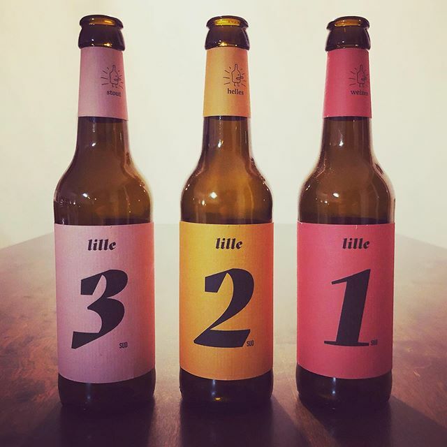 _derschnitz's tweet photo. 3, 2, 1 ... Bier statt Böller
#repost #bierknalltbesser #gutenrutsch #silvester #bierstattböller #craftbeer #kiel  #countdown #happynewyear #frohesneues #zaubierhaft #lillebräu #brewcomer https://t.co/SvjPpiKz6B https://t.co/8evL4u15GI