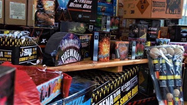 Politie vindt 230 kilo vuurwerk in woning..
