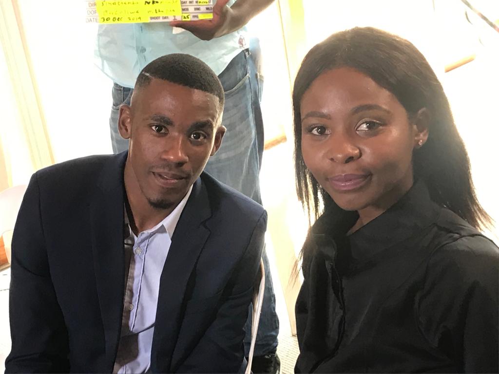 D_M_X_100's tweet photo. Remember the best friends (Zakes & Winnie) from #SignalHigh on #SABC2... Now they met on set as a couple ๐ for #Kumnyama on #MzansiMagic๐ #AnActorPrepares #DayDreamFilms #IPlayPretend #OnkeTalent https://t.co/fbfPLt0zot