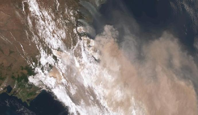 hobofromars's tweet photo. @ArthurTane Again it's smoke when it gets dense enough. That brown smoke is whats causing the false readings. https://t.co/aIuHCs75GU