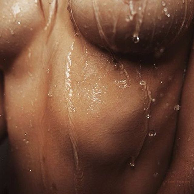 Shazia38791751's tweet photo. A hot bath after a hot night gives so much comfort isn't it? https://t.co/ImUoATsHQG