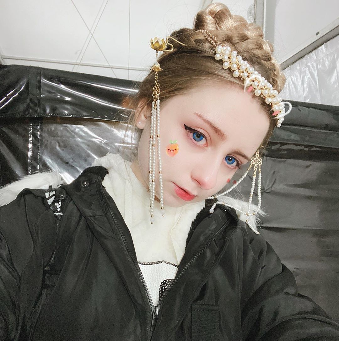 SeyeSp's tweet photo. Thanks to cute babe IG@_luna_chan 💙💙💙
🙀🛒🔥https://t.co/PFtTsvHqEh SPSeye Doji Star Blue
#discountcode spsT🤑🌈🌟
#spseye #sps #coloredcontactlenses #fashioncontacts #softlenses #makeupartist #bluelenses #cutegirls #cute #girls https://t.co/bzRfnQ3iuf