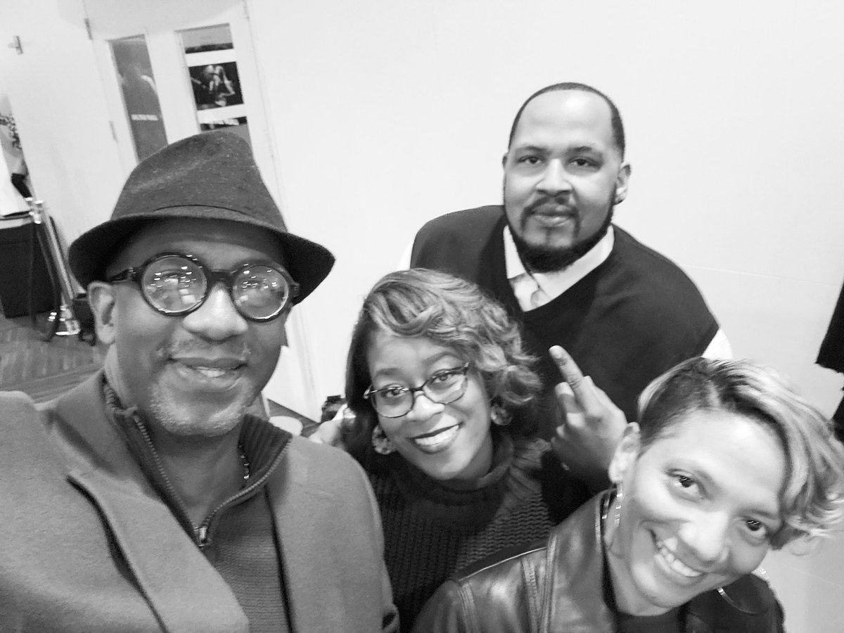 RoyWmsJr's tweet photo. Hanging out with baby Bro and SIL at the Gary Owen Comedy Concert.
#MondayComedy #NewYearsEveEve2019 https://t.co/xmYfVDZq2U