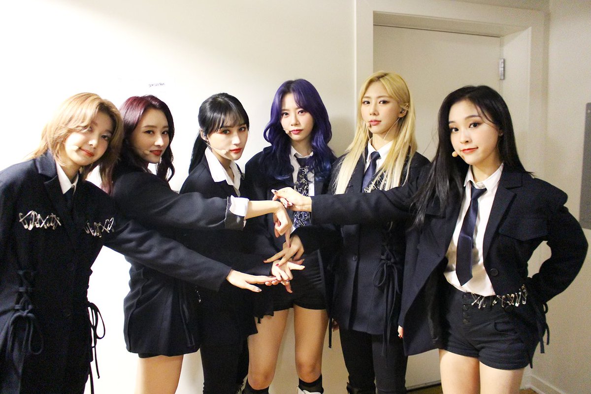 hf_dreamcatcher's tweet photo. [🌑] Dreamcatcher(드림캐쳐) 첫 미국 투어 현장 포스트 안내

📎 https://t.co/bj5F9DRiP1

#드림캐쳐 #Dreamcatcher https://t.co/Pjn5A49wwG
