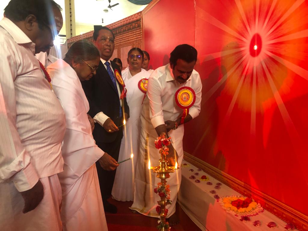 NRDHANAPALAN's tweet photo. Happy to have Inaugurated Lord Shiva's great representation, Amarnath Snow Lingam and 12 Jyotirlinga Darshan at Sri Balaji Mahal, Chrompet organised by Prajabitha Brahma Kumarigal Eswariya Vishva Vidhyalayam. Begin the New Year 2020 with Blessings from Lord Shiva. #nrd #ptmk https://t.co/RfwT8n9fcp