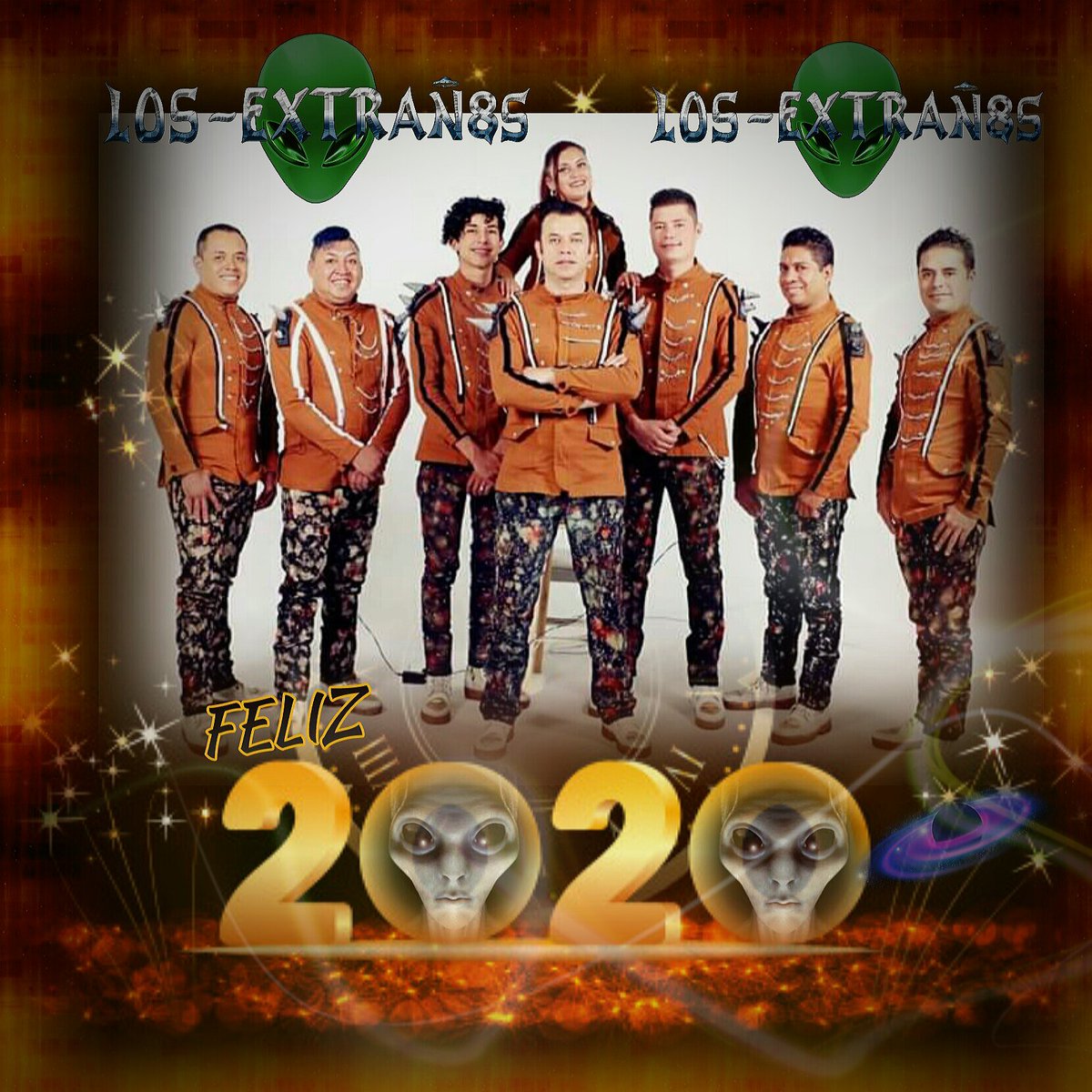 #EXTRAÑ8SFANS 
Que este nuevo año llene tu hogar de alegría,felicidad, paz y prosperidad ¡Feliz año!.
Bendiciones exito 
Y QUE SIGA LA CUMBIA!!!
<a href="/GExtranos/">Los Extrañ8s</a> 
<a href="/discosciudad/">Discos Ciudad Group</a>