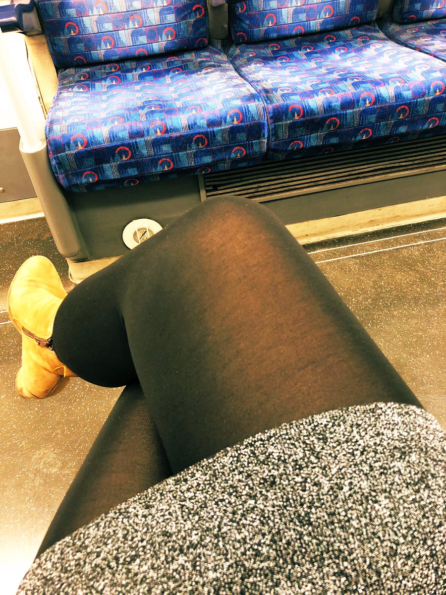 burnikov's tweet photo. On the tube at 7am in a sparkly dress going to an oncall shift! 🥂🌟✨💕#NewYearsEve #FeelsSoWrong #FeelsSoRight #HelloNewDecade https://t.co/I343b7axbw