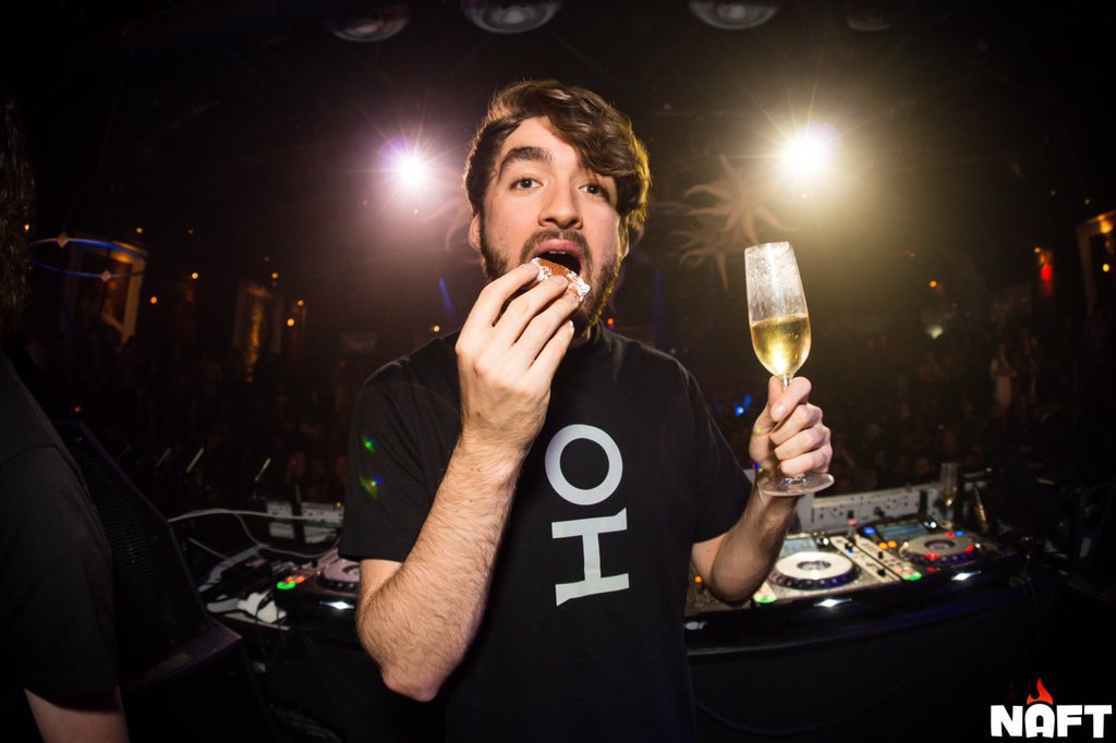 NAFTphotography's tweet photo. @OliverHeldens @academy__la 🧁🧁🧁 https://t.co/SQ5Q5rufXF