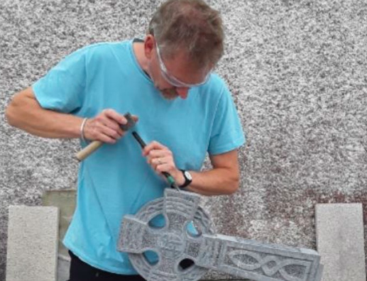 apprenticesIrl's tweet photo. It is a medieval tradition to pass your craft onto others and we have kept that alive, as masons we pass our knowledge onto the apprentices’ Read Gunther Wolters story on Teaching medieval craft in the 21st Century. @ThisisFet https://t.co/Bqfdh7Ztou 

#GenerationApprenticeship https://t.co/uWdxphcjKS