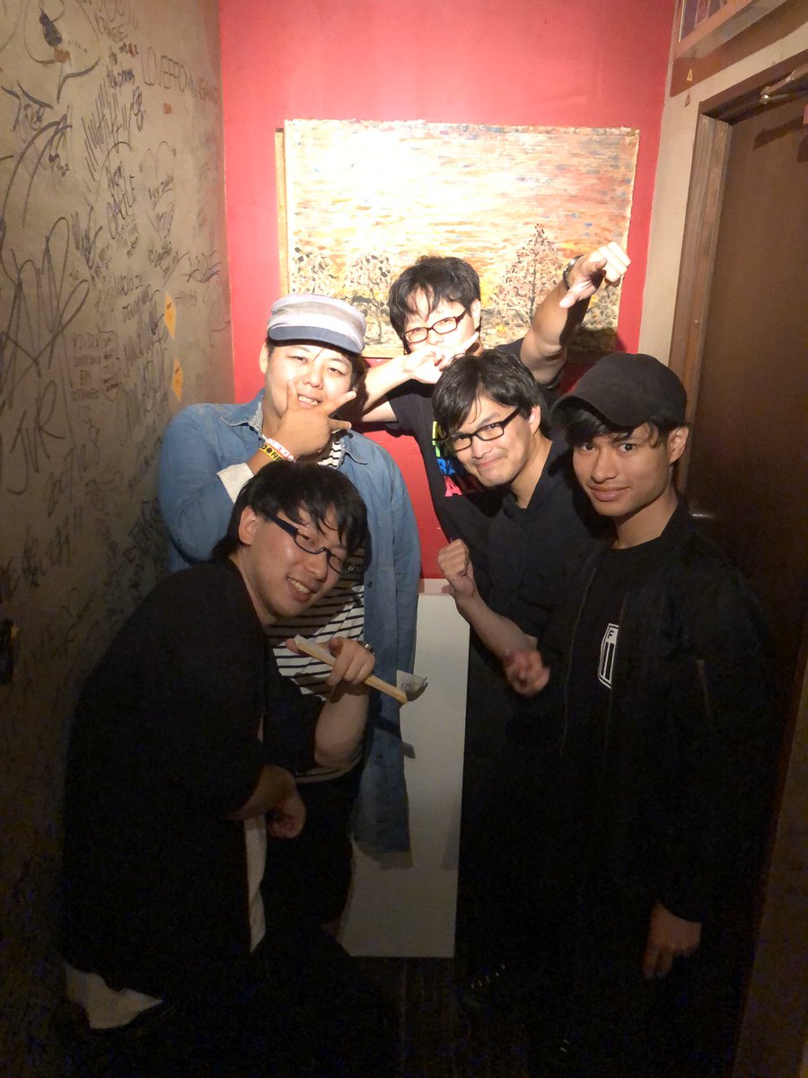 findout_0625's tweet photo. 2019年のf!nd outは個性豊かなゲストさんたちをお招きしてお送りしてまいりました
みなさんの楽しい思い出の中のひとつにfoがありましたら幸いです
2020年もまだ、知らない音を捜して
一緒に踊りましょう🖐🖐🖐🖐🖐🖐🖐 https://t.co/t5CZ7xPd6U