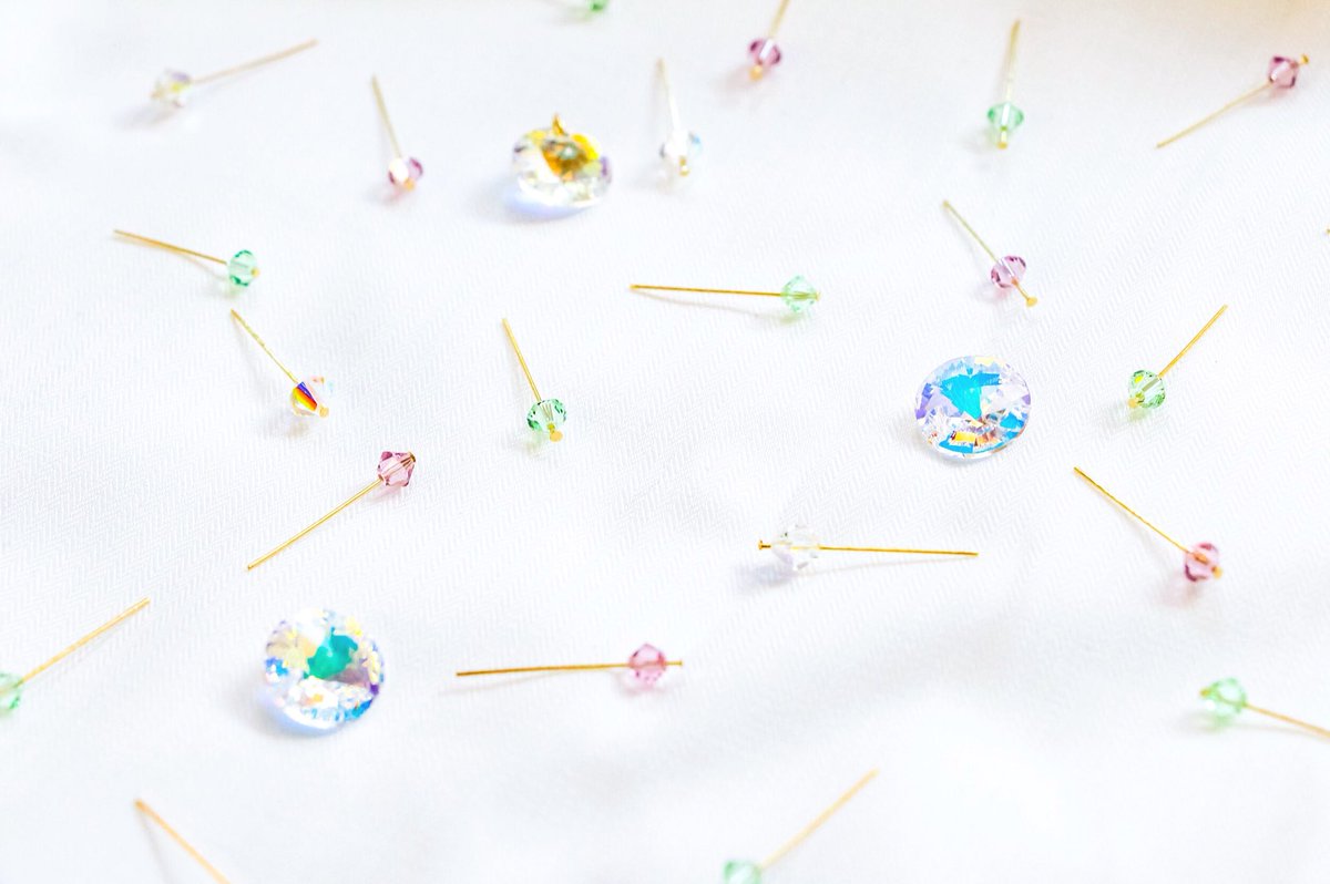 今年もありがとうございました！
来年はもっと心にときめく作品を作っていきたいです🌷
ぜひお付き合いください🐰
そしてそして…
来年1発目、お年玉としてアクセサリーのプレゼント企画やるのでお見逃し無く…！

#大晦日 #ハンドメイド好きな人と繋がりたい #リツイートお願いします