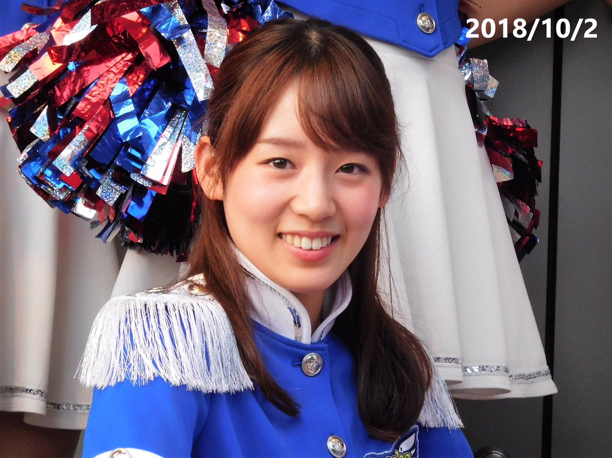 SACHI_LIVE's tweet photo. 2018/10/2 ②
ふとした瞬間に 視線がぶつかる
幸運のときめき 覚えているでしょ…
#swallows #passion2018 #2HIMI #passion2019
#負けないで #ZARD
リーダーに怒られちゃった😣
しょぼん😢
でも、見つめ合えば、すぐ笑顔に😊
(注:個人の感想です) https://t.co/ez1yh16Fpu