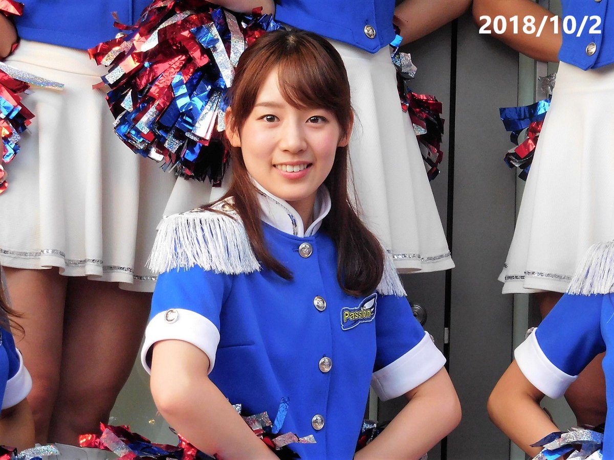 SACHI_LIVE's tweet photo. 2018/10/2 ②
ふとした瞬間に 視線がぶつかる
幸運のときめき 覚えているでしょ…
#swallows #passion2018 #2HIMI #passion2019
#負けないで #ZARD
リーダーに怒られちゃった😣
しょぼん😢
でも、見つめ合えば、すぐ笑顔に😊
(注:個人の感想です) https://t.co/ez1yh16Fpu