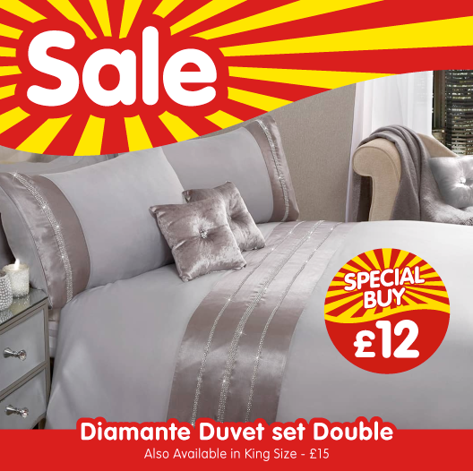 bmstores's tweet photo. Sometimes it's nice to go to bed and sparkle🛏️!
This stunning diamante double duvet set is in our #BMSALE for a great price - and it's available in king size too😍! https://t.co/lfVKzHXQIu
WHO fancies snuggling under this today?! https://t.co/1AT5y4GPVt