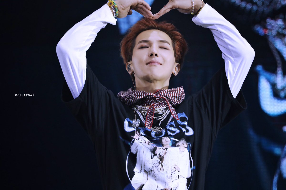 20191229 CROSS CON IN MACAU HAPPY NEW YEAR🥳🍾💕 <a href="/official_mino_/">official_mino_</a>   #winner #mino #송민호